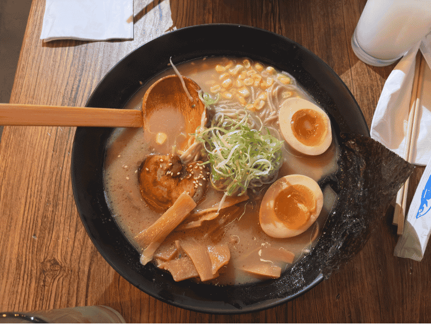 casual ramen in harlem: Jin ramen on w 148th and broadway